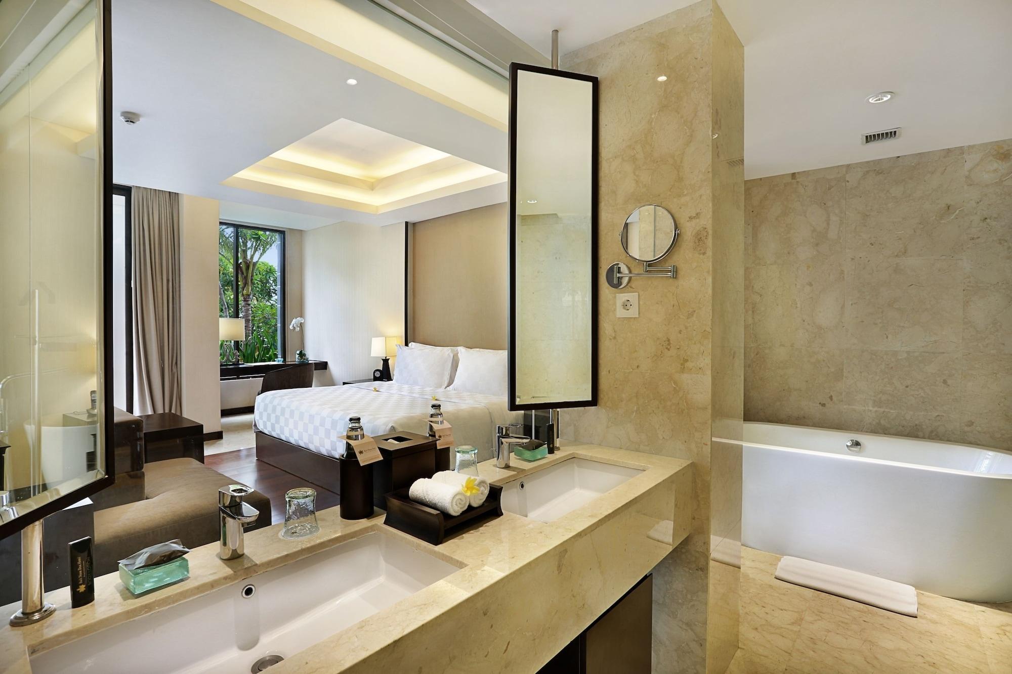Bali Nusa Dua Hotel 5*